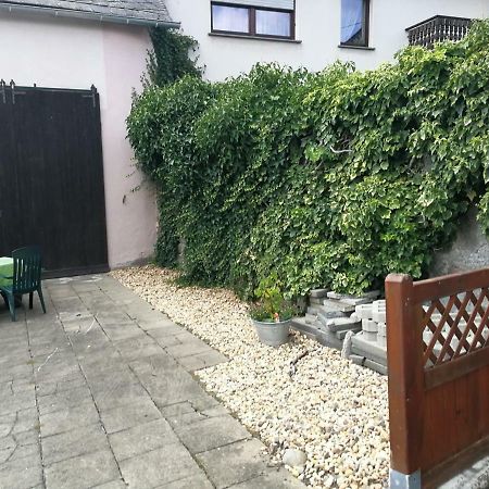 Wohnung Am Nurburgring Drees ภายนอก รูปภาพ